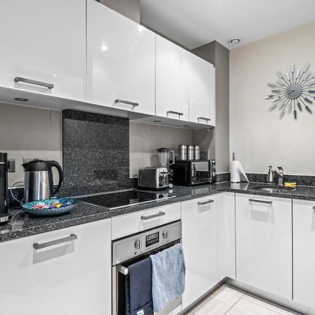 Londwell, Chelsea Living, Central Flat With Balcony ลอนดอน ภายนอก รูปภาพ