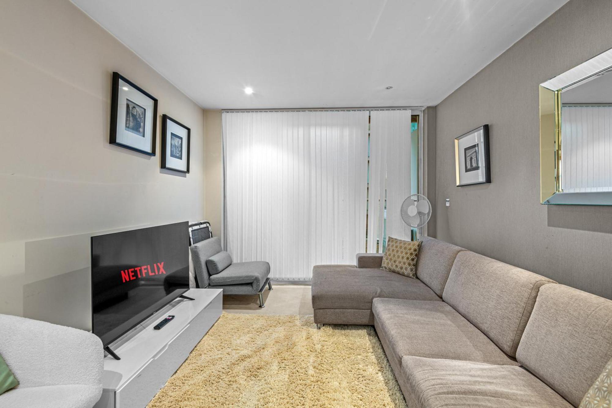 Londwell, Chelsea Living, Central Flat With Balcony ลอนดอน ภายนอก รูปภาพ